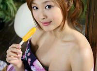 日本女人在家穿什么图片：日本人的真实生活图片