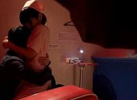 女性自慰夹枕头的姿势：女人怎样自慰,详细点