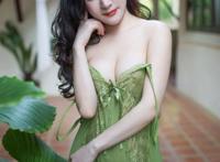 越南全裸阴部人体艺术：美艳少妇裸体交配图片