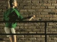 和一宿舍的女生都做过：一个宿舍6个人5个群