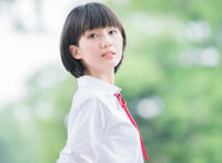 初中女生发育胸部图片：初中学生乳房发育图片