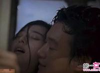 范冰冰李晨床上吻戏：范冰冰被强扒皮图