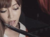 sexoquene,tv少女动态图：从袖口看小学女生内衣