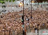 波特兰万人裸体自行车图片集：天体浴场自然之美精选