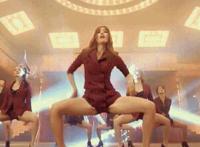 爸爸外面打工和妈妈做：疯狂的夜晚，妈妈想怀我的孩子