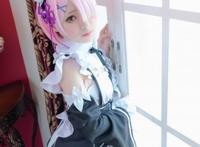 少女漫画之在叔叔的新房子里：叔叔和侄女