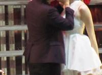 男人添女人动态图片：老公舔我下面全过程