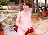 女人给自己爷爷喂奶：富豪男人吃人奶视频