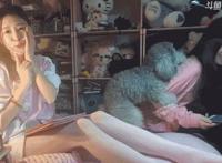 我老婆喜欢我舔她的大：老公总是舔我下面故事