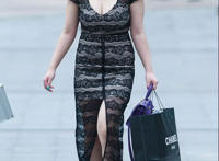 大妈约炮聊天记录：31岁小伙摇到64岁大妈