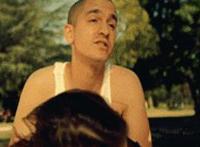 被前后夹击动图：老婆在做饭玩她闺蜜