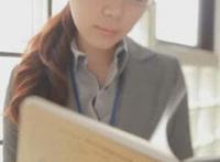 为了救人献身自己视频：救丈夫献身的妇女