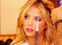 和狗狗做的教程动作:小如和小白狗 畸情