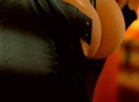 女闺蜜疯狂的互慰视频：现代女闺蜜吃我的下面