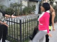 闺蜜之间身体互相安慰：同时和两个女人滚床单
