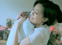 帮闺蜜解决需求：和闺蜜睡觉搂着摸着 摸睡着的闺蜜