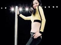 女生互慰故事图片：若贞与锦儿互慰