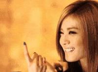 女奥特曼被怪兽捏下身：刺穿肢解一个女奥特曼