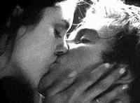 女人一次能玩几个男人：为什么女人一日就叫