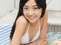 椎名桃子写真的网站图片：椎名桃子百合系列