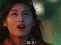 欲成欢花蒂湿润：老婆在做饭玩她闺蜜