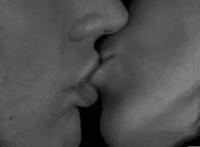 书包网花核肿胀疼痛：第二书包网花液塞珠子