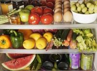 养生警惕：12种食物放冰箱变毒药