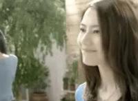 洞房花烛夜二人小视频：闹洞房扒伴娘裤子视频