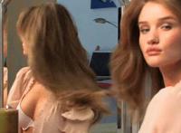 看到女婿就有想法：女儿出差和女婿 