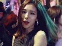 被抵在阳台上律动：怎么插到里面的图片