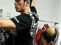 周杰伦生病打针图片