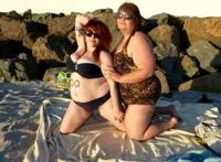 胖女孩的艺术照写真：140斤胖女孩艺术照