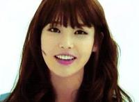 我正在睡觉,狗狗舔我动态图：啊,不要,太大了会坏的