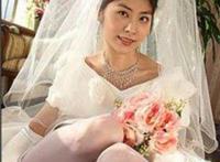 陈慧琳艳口照全集：陈慧琳洞房门照片 陈慧琳照门艳未处理