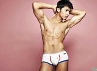 上海巨牌吴勇露鸟照：一搜同志个人黑粗大