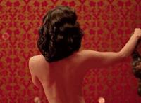 肉宠文两男一女贴吧番外是两男一女：裸体美女被三洞齐插图