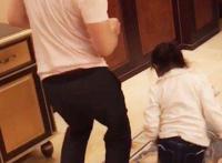 甜馨打屁股图片大全 甜馨被打屁股了的视频