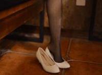 我与历史老师的抽插：少妇 故事 老师 英语老师 我 少妇