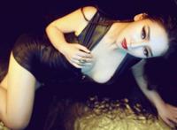 啊哦好深啊再插深一点：再深一点再深一点嗯 啊插深点,恩我上天了