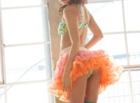 日本少妇大胆扒开私处：美奶少妇私处一78美术高考网