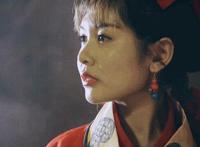 女人洗澡的全过程视频：看美女的全身上下洗澡 