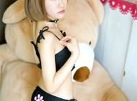 美女鲍粉漱图：馒头鲍鱼萝莉lb