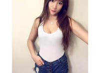 19岁女生乳头照片自拍：19岁化妆女生照片真人