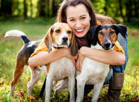 狗鞭入女人体肉图：狗鞭入女体内磁力链接 女人用狗鞭安慰下部图