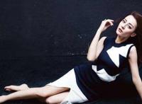 迪丽热巴标准全身图片：迪丽热巴正规全身图 迪丽热巴全身照露私处