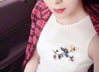 主持人杨婉莹不带胸罩：湖南卫视闯关走光女