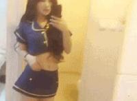 舔里面一点再深一点：总裁用嘴吸我的下面 啊,快舔我,快插