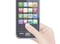 翻男朋友手机对吗 一个女生翻男生的手机