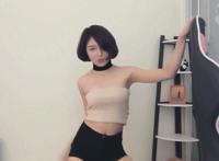手绘现代两男一女图片：两男一女,高潮小说