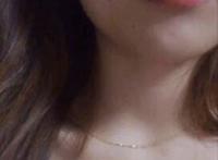 少女真人乳房图片：美女给男生吃乳房视频